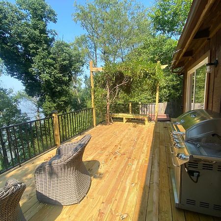 2 Bedroom Newly Renovated Waterfront Home; 10 Min From Mgm & The Gaylord Fort Washington Esterno foto