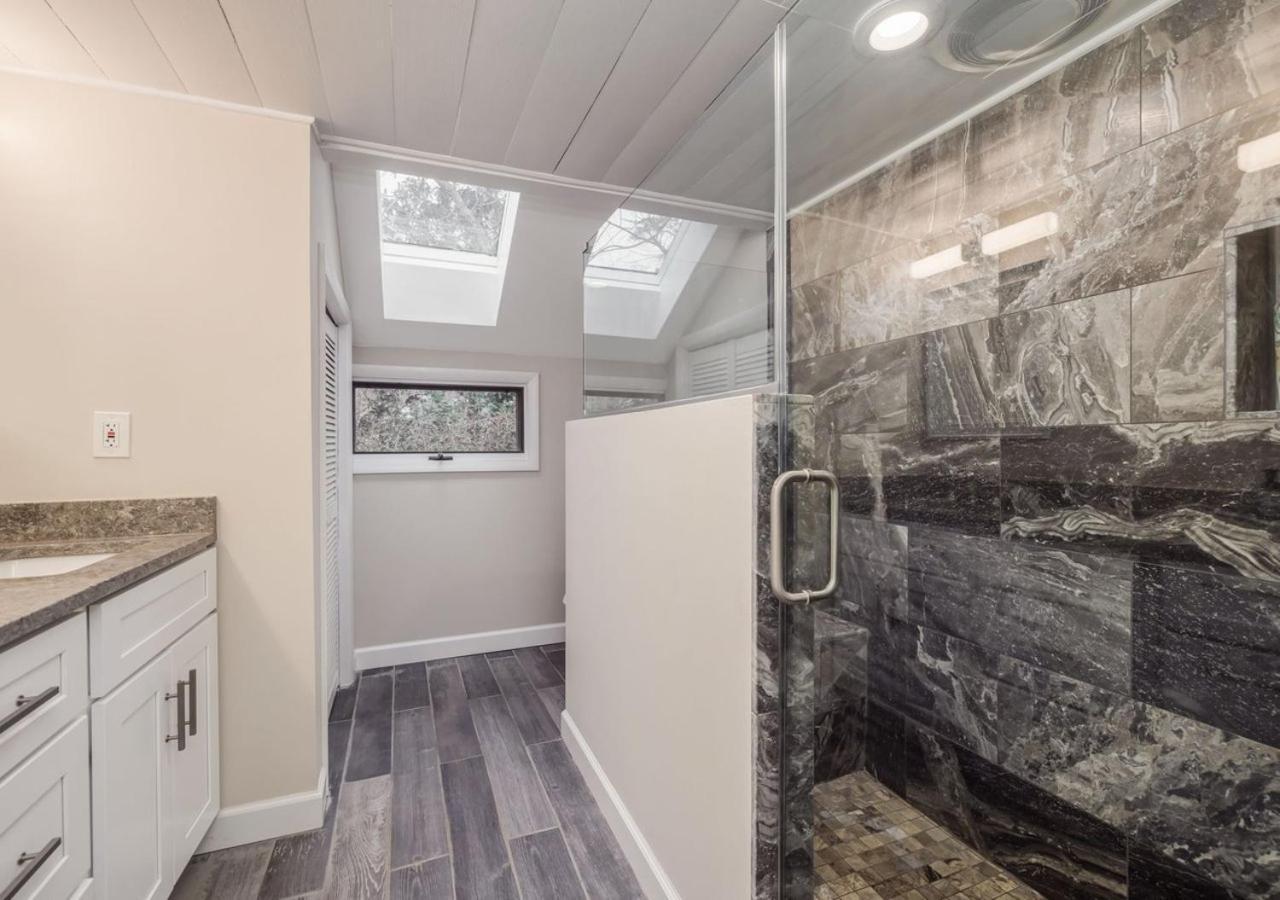 2 Bedroom Newly Renovated Waterfront Home; 10 Min From Mgm & The Gaylord Fort Washington Esterno foto